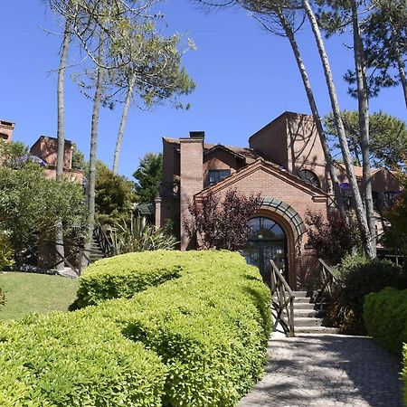 Apart Hotel Las Hadas Carilo Exterior photo